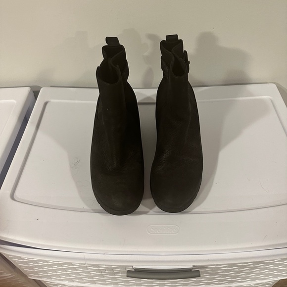 Ugg Women's Waterproof Black Ankle Boots - Picture 3 of 7